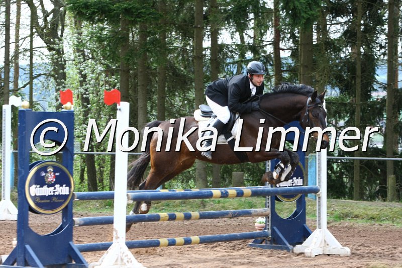 204M9018_Belmondo_Stil Ax.JPG